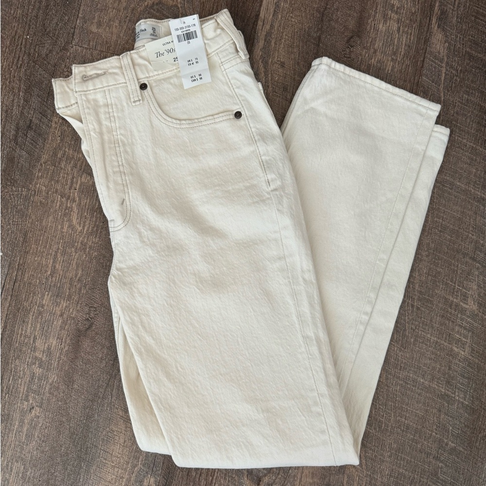 Ultra high rise 90’s straight Abercrombie jeans